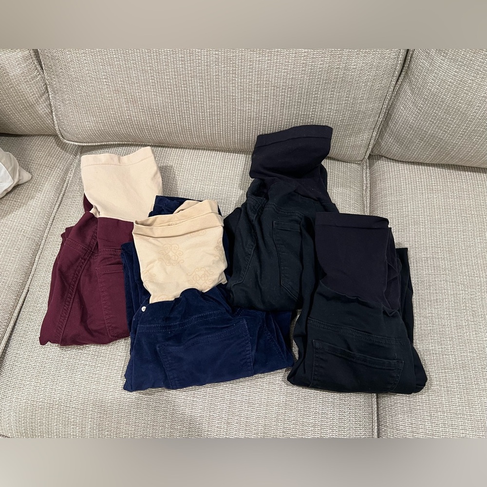 Size medium maternity pants